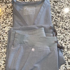 Figs dark space grey